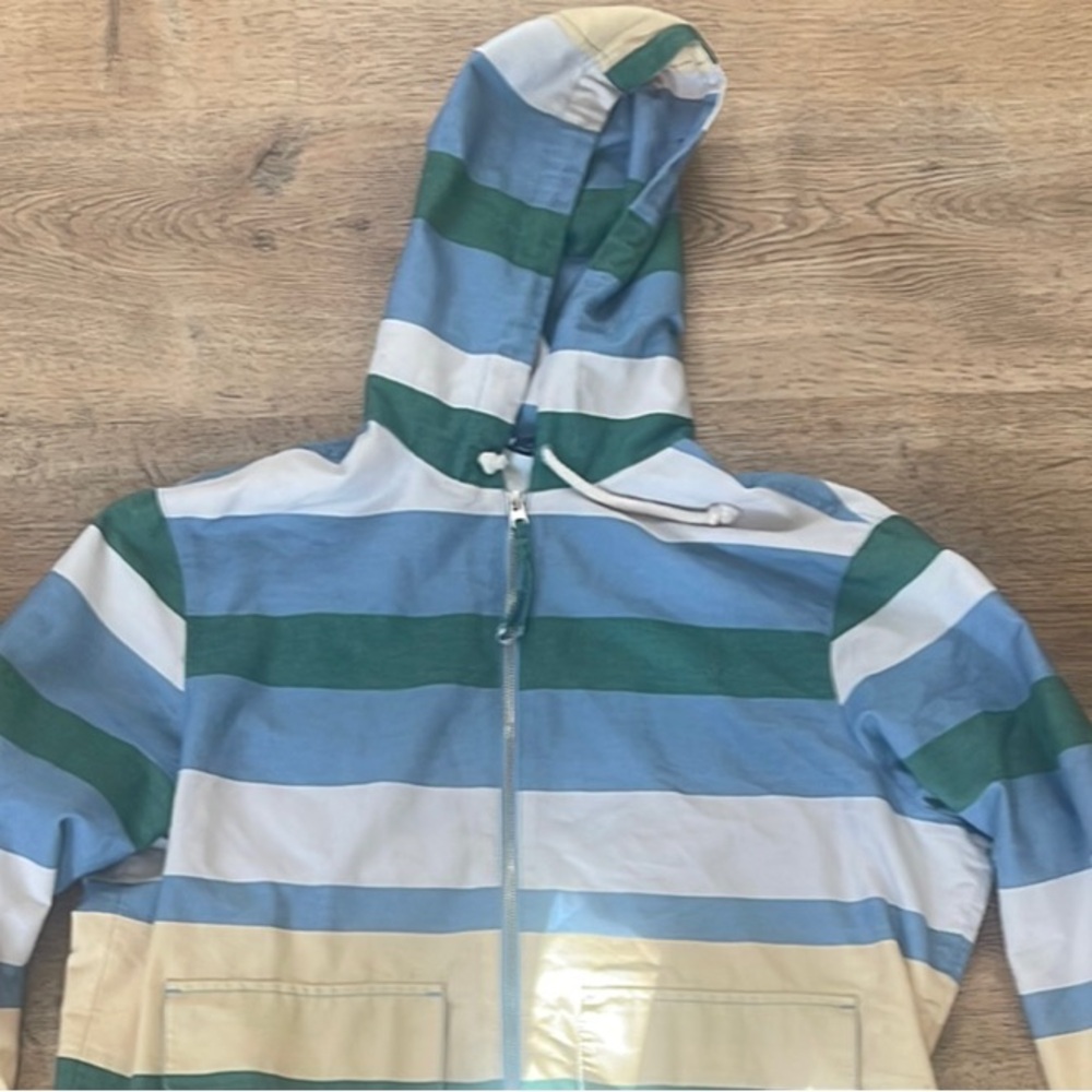 Blue and Green Hooded Sweatshirt with Striped Pattern and Lightweight Fabric